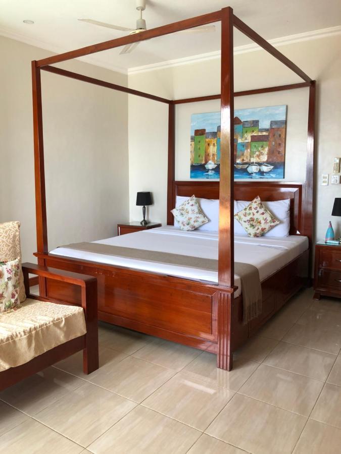 Ocean Breeze Resort Toledo 外观 照片