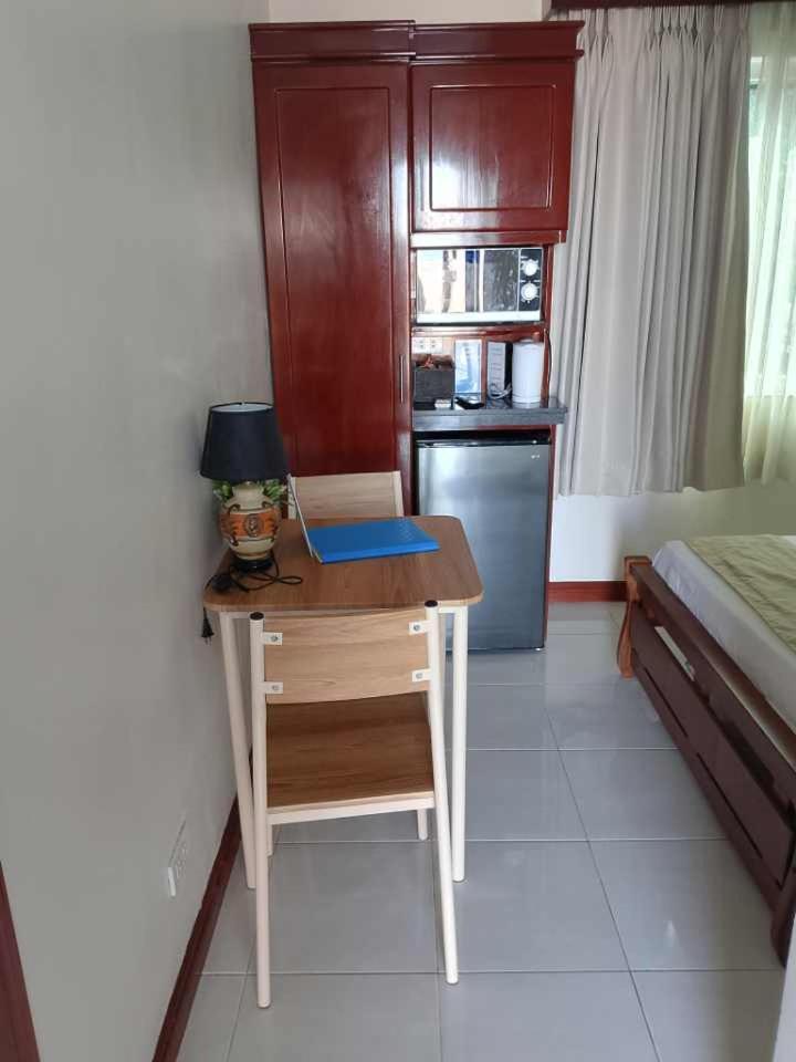 Ocean Breeze Resort Toledo 外观 照片